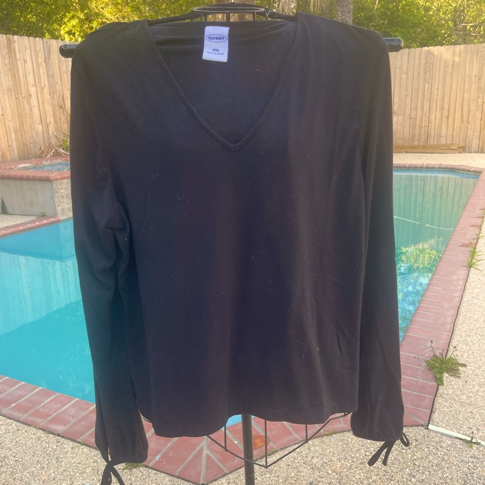 Black Long Sleeve Tee Shirt